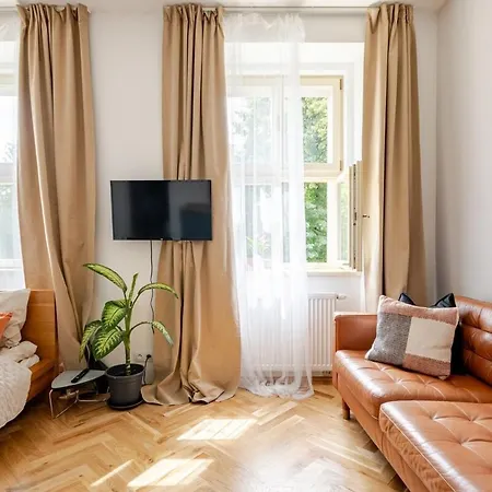 Appartement Quiet Warm Studio, 5 Min To Metro A, Airport Link, Fast Wi-fi Praag