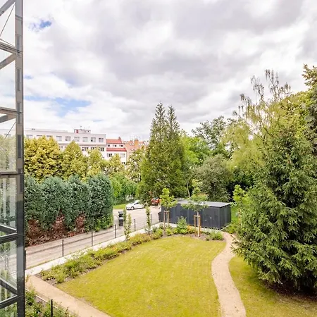 Appartement Quiet Warm Studio, 5 Min To Metro A, Airport Link, Fast Wi-fi